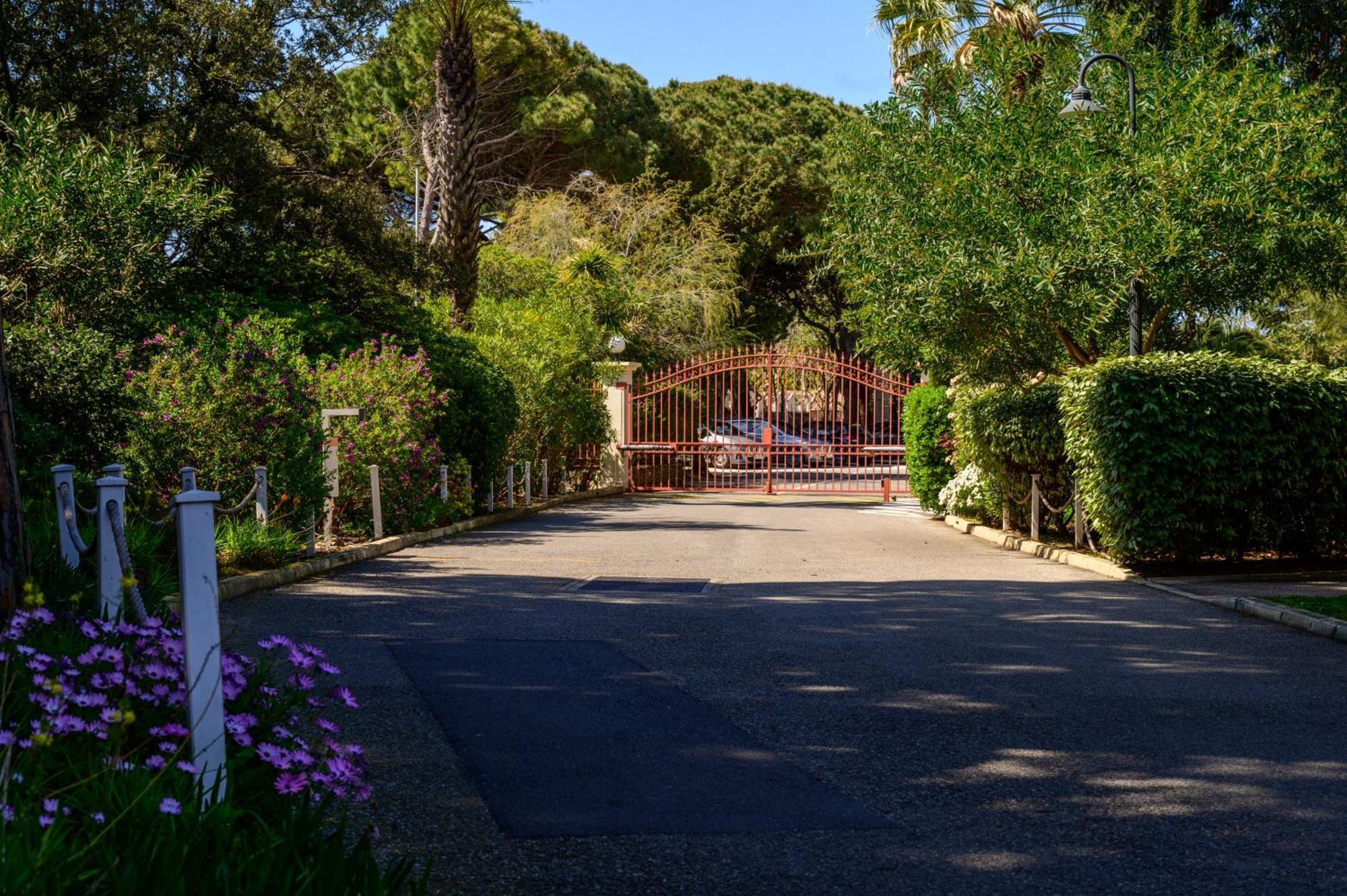Le Studio De Giens Hyeres Exterior photo